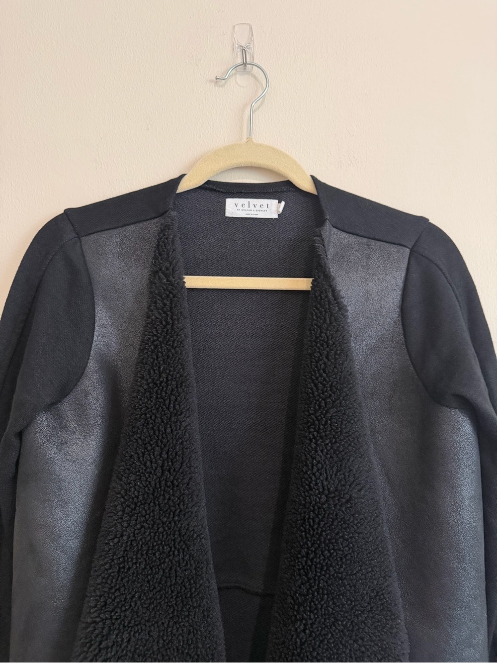 Velvet by Graham & Spencer Black Drape Faux Shearling Knit Open Front Jacket M - Picture 5 of 12